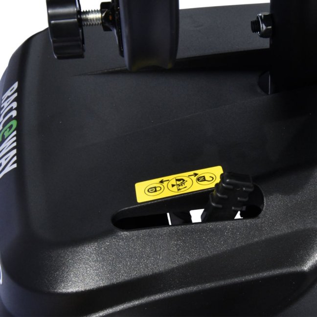 Elektrický čtyřkolový vozík RACCEWAY® SOLID, vínový
