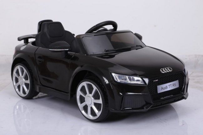 Dětské elektrické auto Audi TT RS černá VYSTAVENO NA PRODEJNĚ