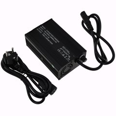 Nabíječka na lithiové baterie RACCEWAY®, 48V (54.6V) 5A-13S