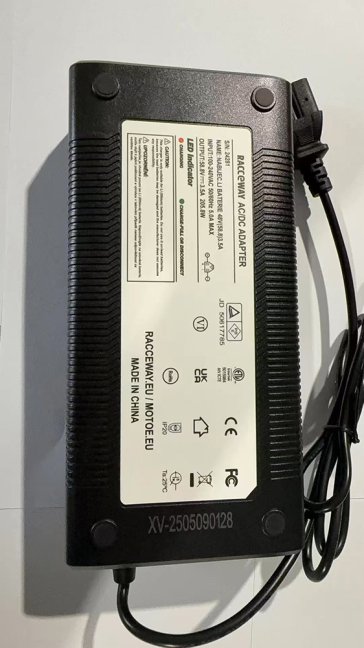 Nabíječka na lithiové baterie RACCEWAY®, 48V (58.8V) 3.5A-14S