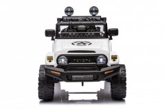 Dětské elektrické auto Toyota FJ Cruiser bílá/white
