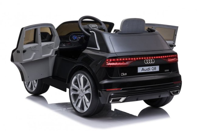 Dětské elektrické auto Audi Q8 černá/black